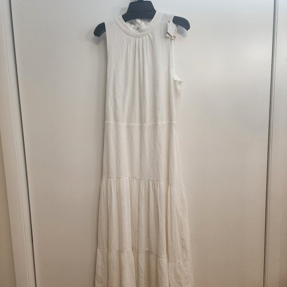 Anne Klein Men's Tiered Tie Neck Maxi - Picture 3 of 6